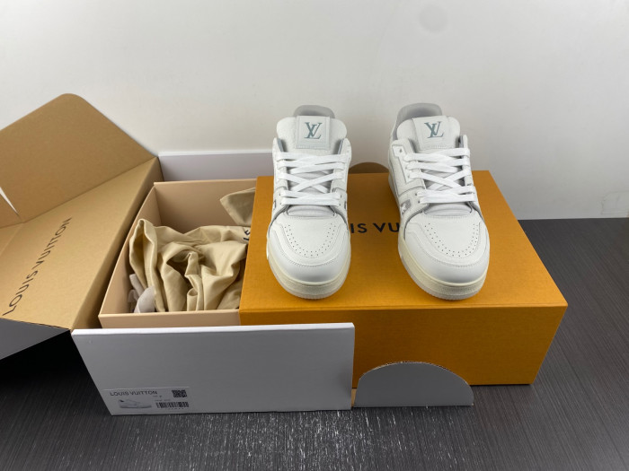 LV SNEAKER LOW 120401