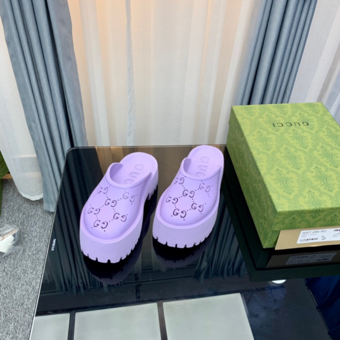 Gv*c slippers