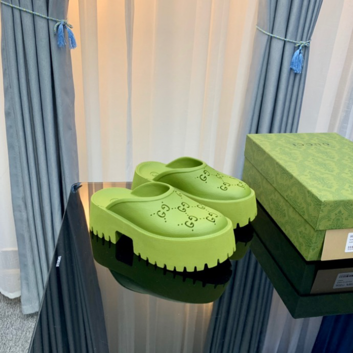 Gv*c slippers