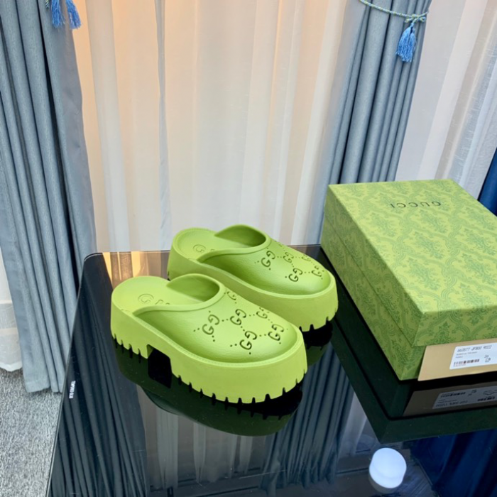 Gv*c slippers