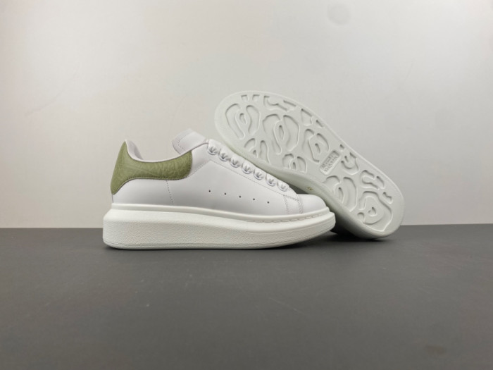 MQ Sneakers