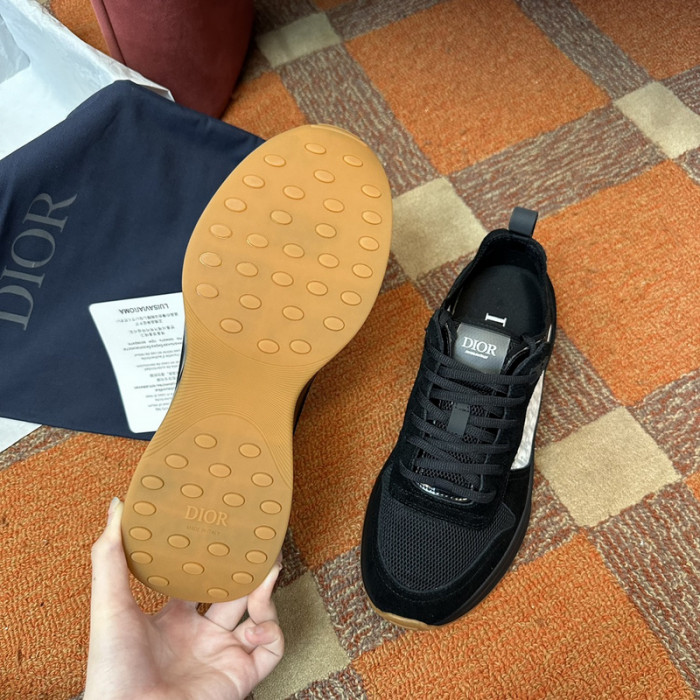 D10R B25 SNEAKER B25-04