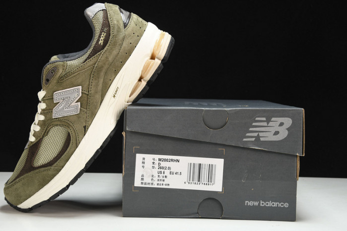 new Ba1an*e yeeshoes  m2002rhn