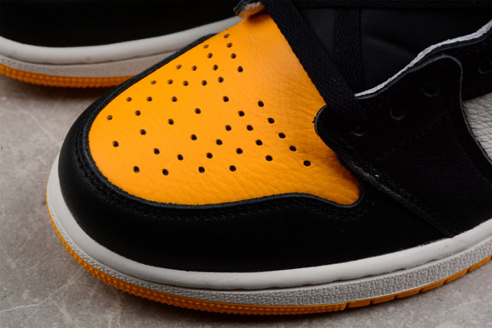 Air Jordan 1 Retro High OG “Yellow Toe”  555088-711