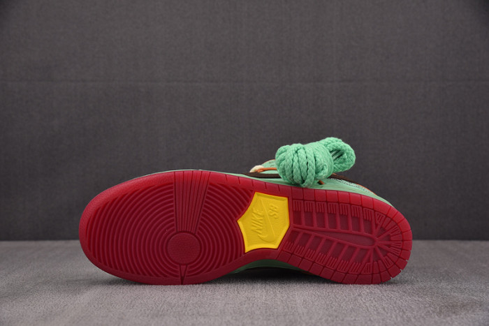 Nike SB Dunk Low Rodeo Tourmaline   HF3058-300