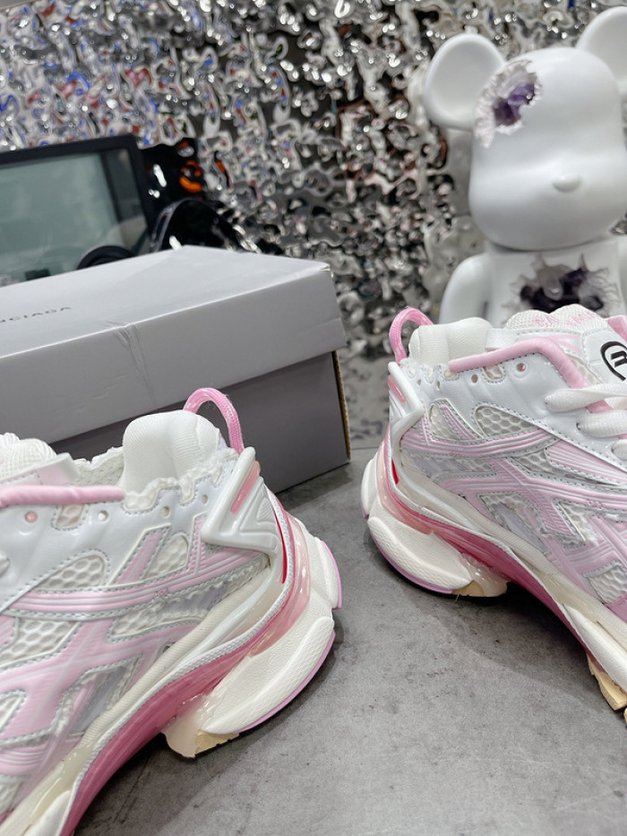BLCG RUNNER 082701