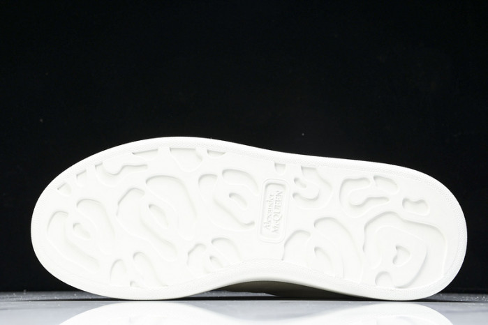 MQ Sneakers