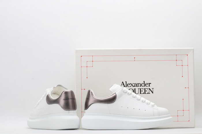 MQ Sneakers